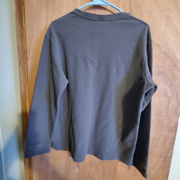 ZARA  sz med grey long sleeve . Mens vneck 3 button. - Picture 4 of 4